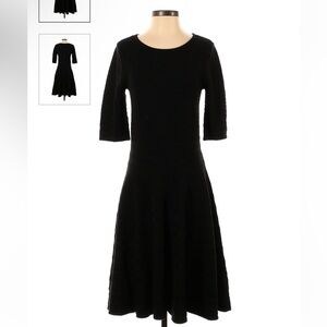 Ivanka Trump Horizontal Ribbed Black Knit Dress Size Small Excellent Condition